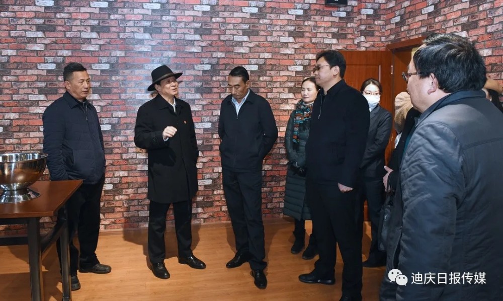 1640573220897053877.jpg 4.webp.jpg